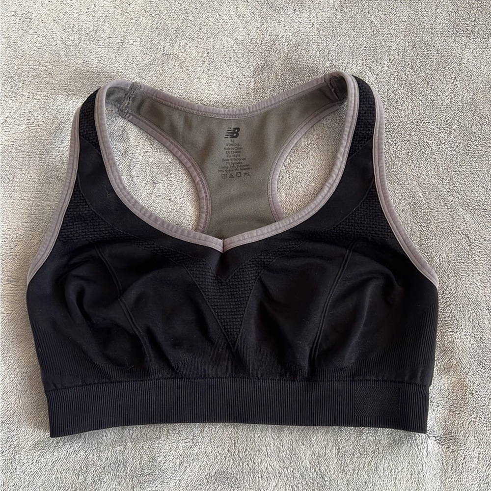 NEW BALANCE black sports bra